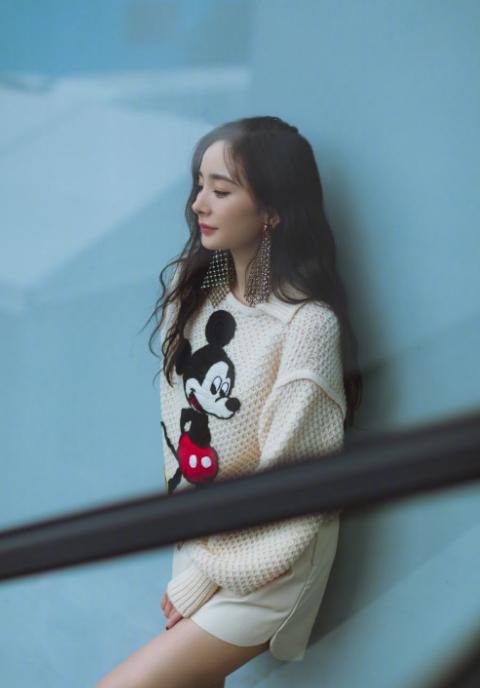 你见过对比最惨烈的一次撞衫吗？是什么情况呢？