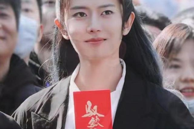 迪丽热巴任嘉伦宣传新剧《驭鲛记之与君初相识》，这部剧什么时候开播？