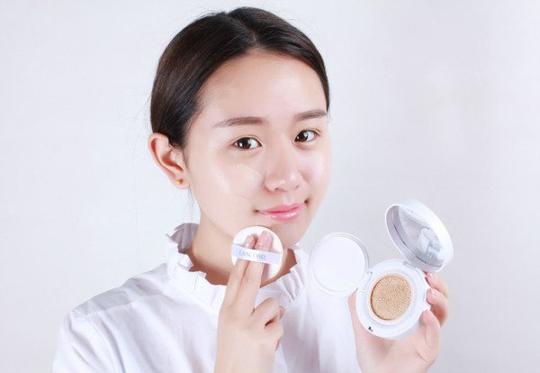 用气垫cc之前需擦什么？