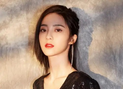 原来我很爱你中陈茵是什么时候去世的？