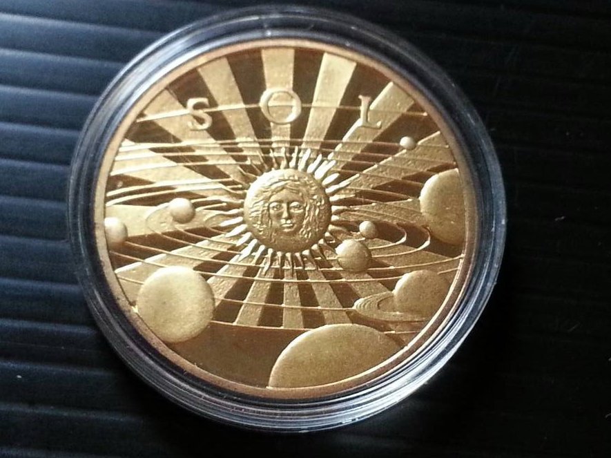 人民币发行70周年纪念钞发行量