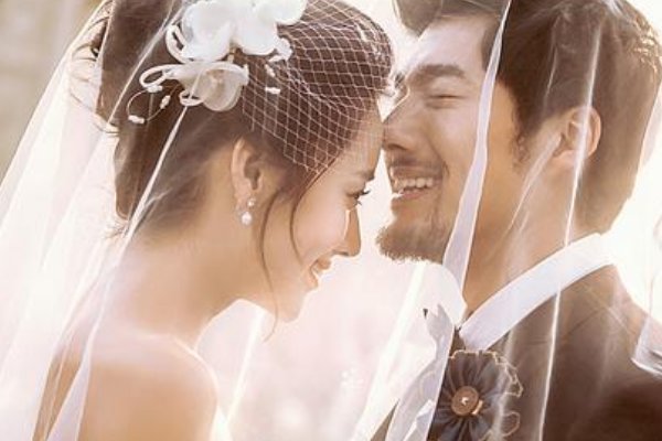 厦门婚纱摄影价格一般是多少，厦门可以去哪拍婚纱照