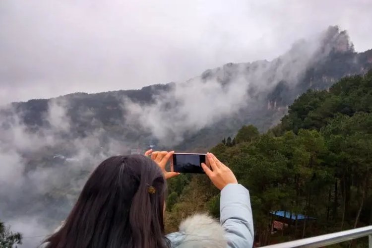 五里云雾是什么