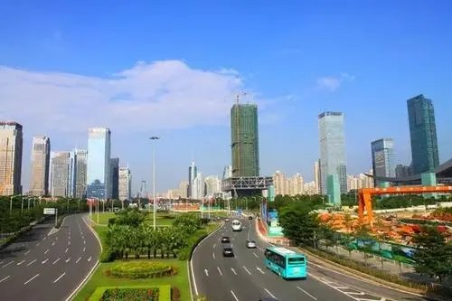 你如何看待深圳人口余额不足150万这件事？