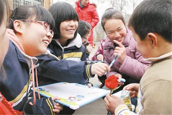 同学情很纯粹，觉得同学聚会变味没？