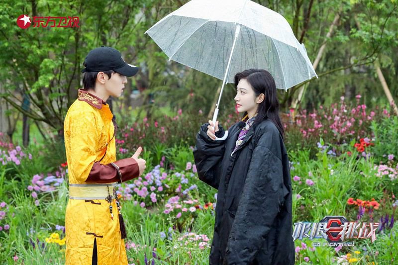 景甜参加《极限挑战》，她和谁站一起cp感强？