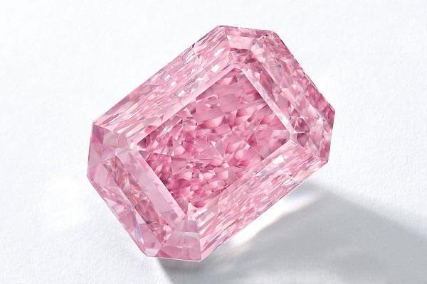 安哥拉开采出300年未见大粉钻，这种品种的钻石有多罕见？