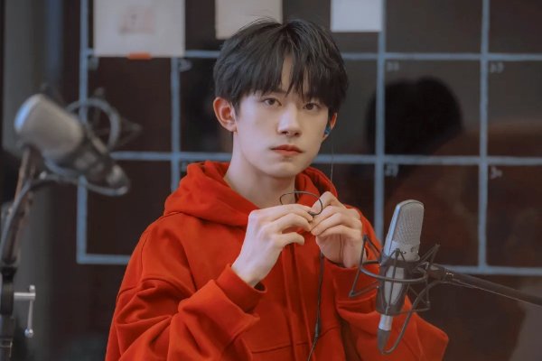 普通人考国家话剧院难如登天，为何明星们却可以很轻松？