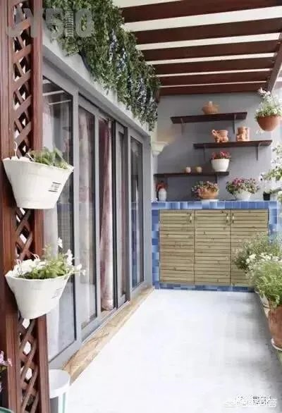 长方形的小阳台怎么打造小花园？