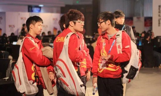 调戏门三秒男4P门 2013年度电竞圈屌乱丑闻