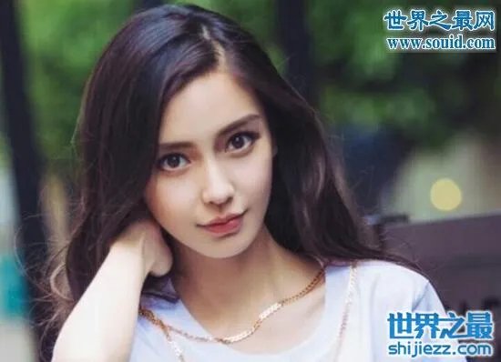 杨颖angelababy素颜照,素颜照比整容前还吓人