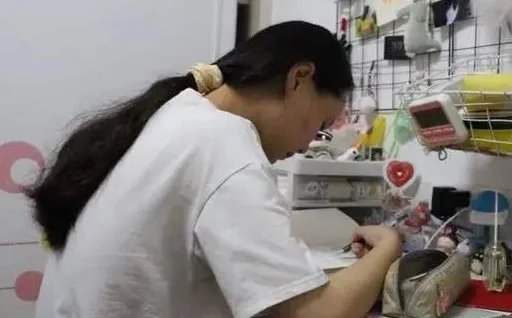 江苏高考文科第一名,为何无缘清华北大?