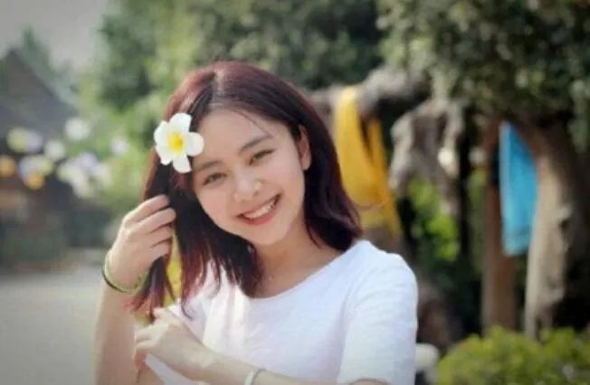 谭松韵经纪人道歉是怎么回事