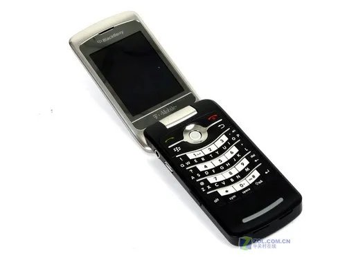 首款翻盖BlackBerry 黑莓8220试用手记