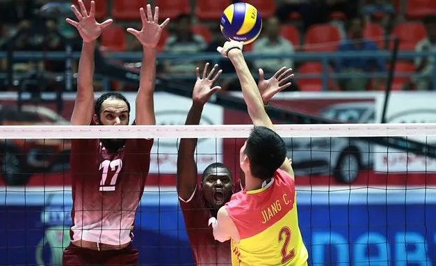 中国男排0-3伊朗比赛情况如何?