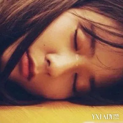 郑秀晶晕倒照片曝光详解明星的压力究竟有多大