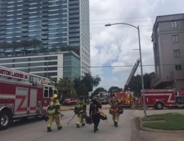 中国驻休斯敦总领事馆起火情况如何？