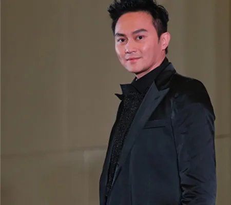 张智霖写给儿子的歌是什么? 二十年后与汪明荃再共舞