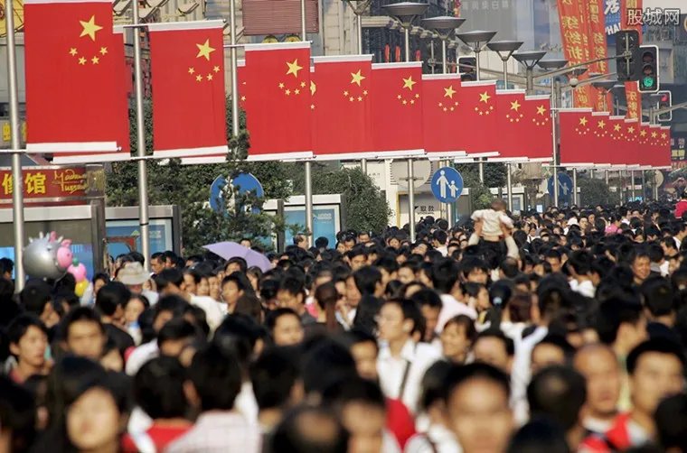 中国反超美国排名 美国排名下降或因特朗普