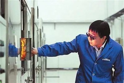 微信卖假药暴富,该如何鉴别真假药物?