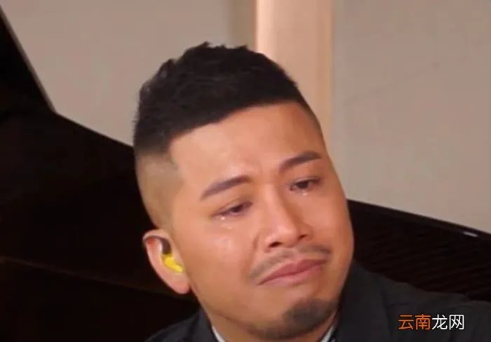 44岁男星含泪宣布出柜 陈志朋宣布出柜