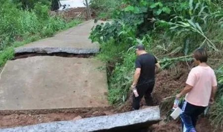 女子救下21户村民究竟是怎么回事呢?