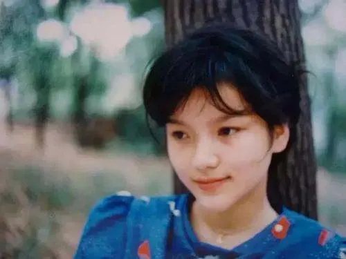 23岁女孩不顾父母反对生下遗腹子，你如何看待此女子的选择？