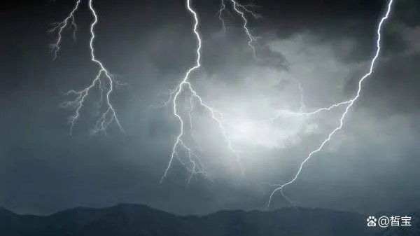 王源晒打雷闪电天气的视频,雷雨天气如何防范被雷击中?