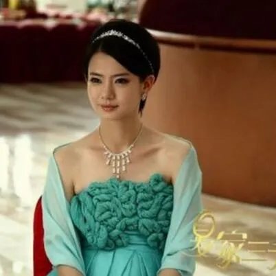 夏家三千金吻戏脱戏戚薇  女神自爆初次挑战很紧张