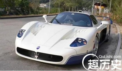 多辆豪车一夜破相 物业拒绝赔付车主只能自认倒霉