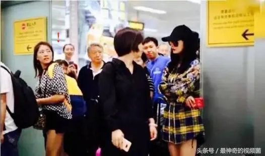 杨幂被赶出机场，大家怎么看？