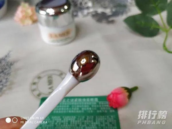 海蓝之谜紧致焕采眼霜怎么样_海蓝之谜紧致焕采眼霜适合什么年龄用