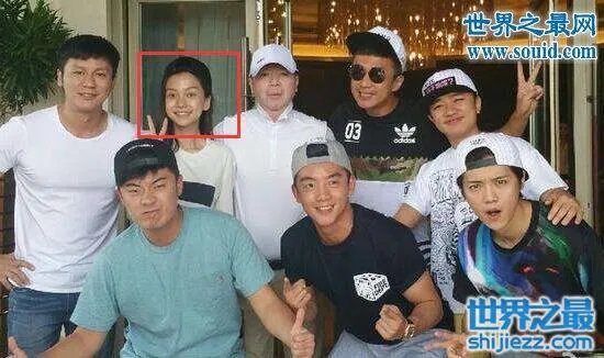 杨颖angelababy素颜照,素颜照比整容前还吓人