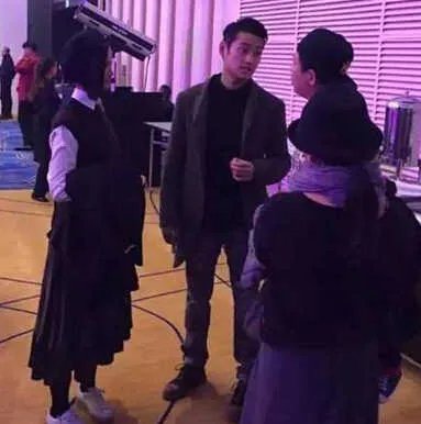 张歆艺小腹突出疑怀孕   袁弘张歆艺已见双方家长