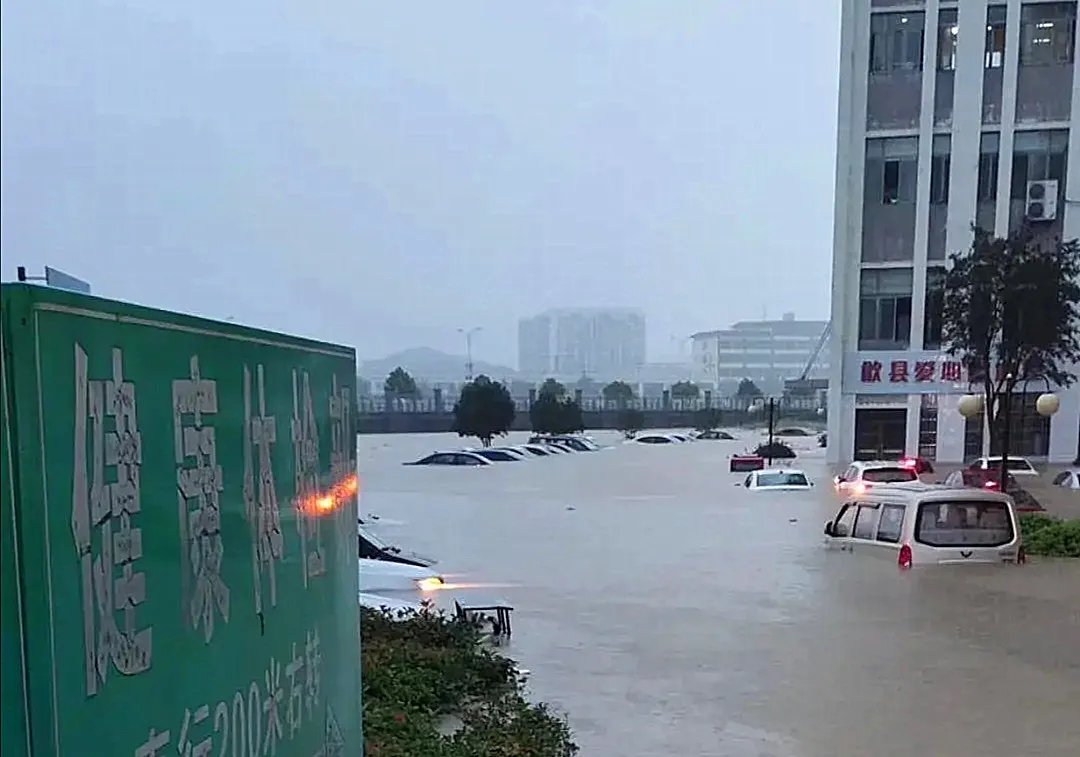 安徽歙县高考语文延期