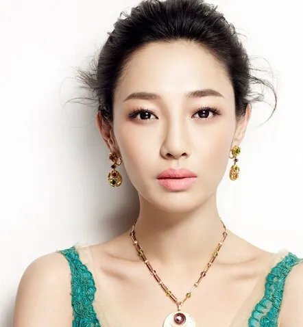 王珞丹和白百合好像分不清 网友感叹同脸不同命