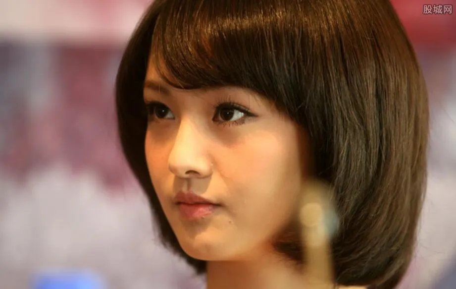 郑爽杨洋疑似因戏生情 郑爽终于忘了张翰