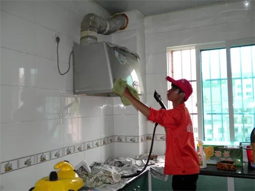 厨房的油烟怎么清洗