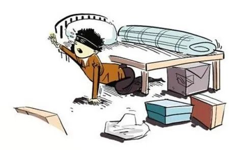 小偷反锁房主家中 怎么会有这么蠢的贼？