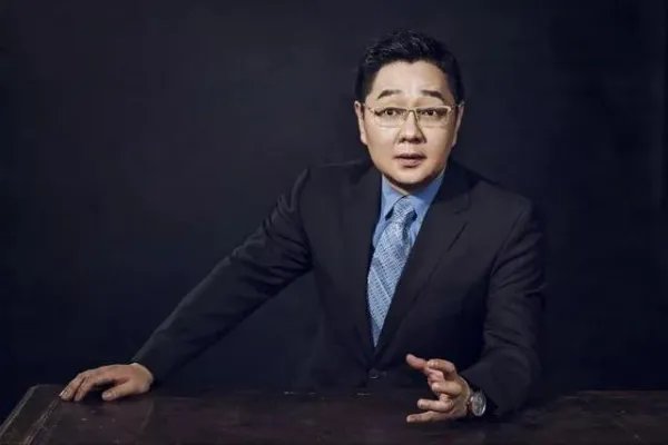 张绍刚晕倒门是怎么回事