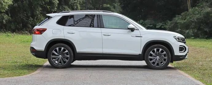 丰田两厢车有哪些(丰田两厢车有哪几款)