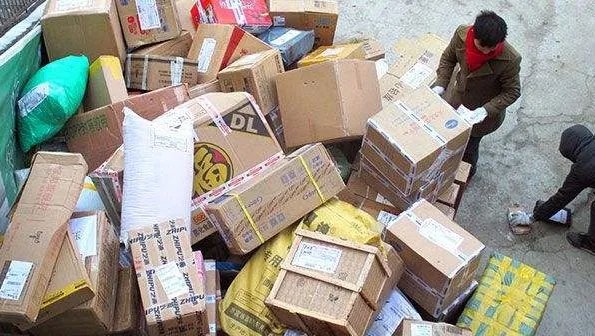 快递老板欠薪跑路是怎么回事?