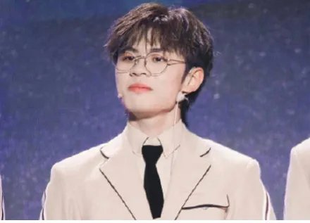 王晨艺创造营退赛是为什么 王晨艺是谁个人资料曝光