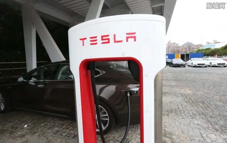 特斯拉将重大改组 究竟是起死回生还是继续一瞥不振?