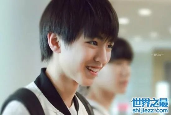tfboys王俊凯的遗书内容，无脑黑粉造谣掏粪男孩 