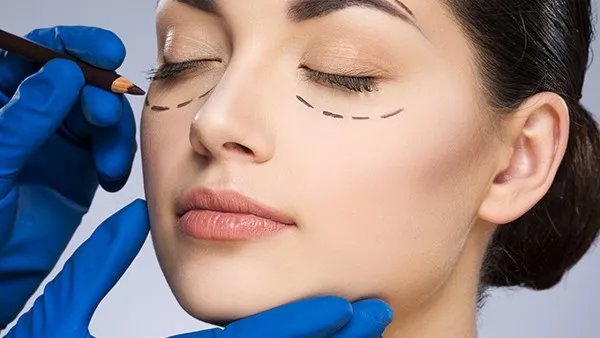 明星微整形后的护理秘诀