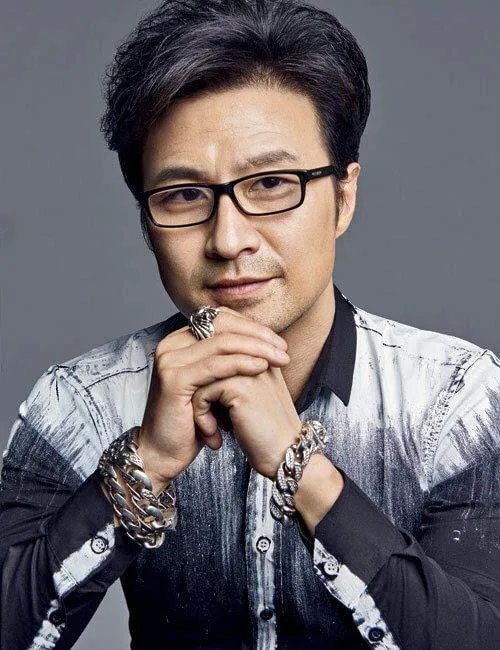 当年汪峰将陈乐基淘汰后，陈乐基却满世界开演唱会，怎么回事？