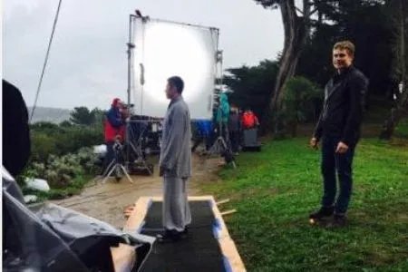 夏雨遇呆萌小田鼠 拍新戏称一天见三次彩虹网友纷纷点赞