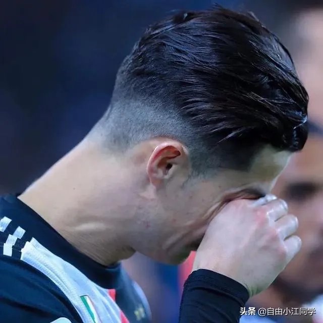 大连女足解散了，你怎么看？