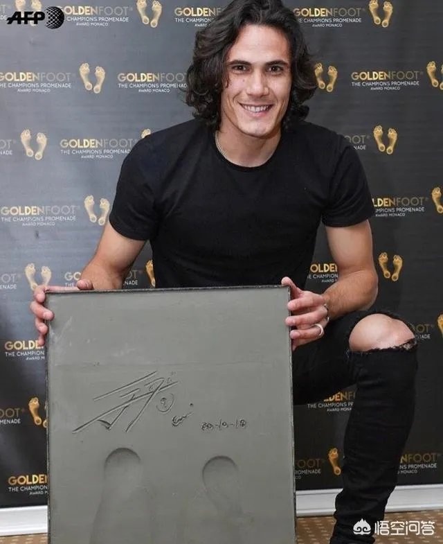 卡瓦尼力压梅罗等人问鼎金足奖,他配得上这个荣誉吗?